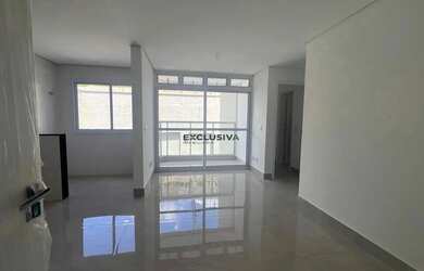 Imagem: O apartamento possui 2 Dormitórios, 1 Banheiro, 2 Vagas na