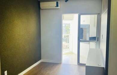 Imagem: O apartamento possui 3 Dormitórios, 2 Banheiros, 2 Vagas na