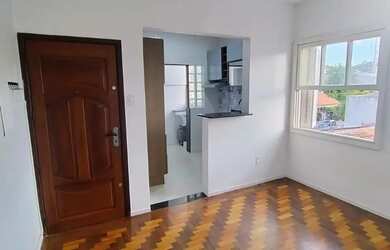 Imagem 4: Vende apartamento desopcupado com 2 quartos no Menino Deus