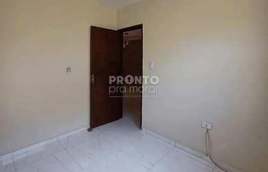 Imagem: A casa à venda possui 3 Dormitórios, 1 Banheiro, 1 Vaga na