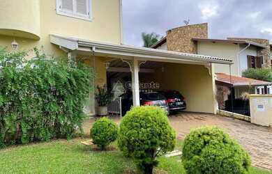 Imagem: A casa em condomínio possui 3 Dormitórios, 5 Banheiros, 4