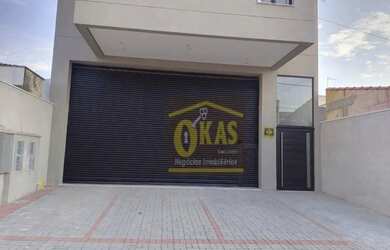 Imagem: O depósito possui 2 Vagas na garagem, 203m² de Área e está