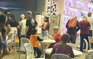 Imagem: O depósito possui 5 Vagas na garagem e 100m² de Área e está