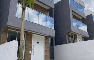 Imagem: A casa em condomínio possui 4 Dormitórios, 3 Banheiros, 2