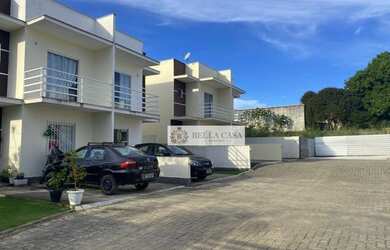 Imagem: A casa possui 2 Dormitórios, 1 Banheiro, 1 Vaga na garagem