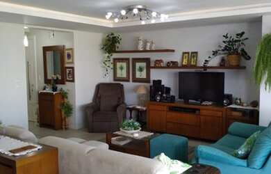 Imagem: O apartamento possui 4 Dormitórios, 2 Banheiros, 4 Vagas na