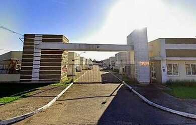 Imagem: A casa possui 2 Dormitórios, 1 Banheiro, 1 Vaga na garagem