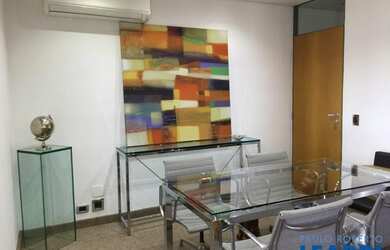 Imagem: O depósito possui 1 Vaga na garagem, 72m² de Área e está