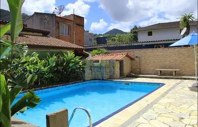 Imagem: A casa em condomínio possui 1 Dormitório, 1 Banheiro, 1 Vaga