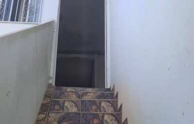 Imagem 3: CASA SOBRADO. 180m² de Área, 1 Vaga na garageme5 Dormitórios