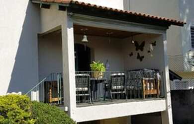 Imagem 16: Casa no Pacaembu. 300m² de Área, 4 Vagas na garageme3 Dormitórios