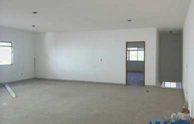 Imagem: O depósito possui 175m² de Área e está localizado em Vila