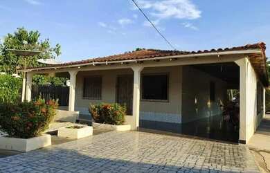 Imagem: A casa possui 2 Dormitórios, 2 Banheiros, 1 Vaga na garagem