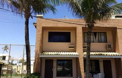 Imagem: A casa em condomínio para alugar possui 3 Dormitórios, 4 Banheiros