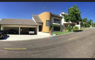 Imagem: A casa em condomínio possui 4 Dormitórios, 5 Banheiros, 4