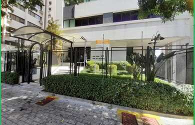 Imagem: O depósito possui 1 Vaga na garagem e 44m² de Área e está