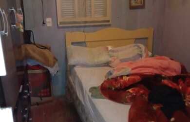 Imagem 6: Vendo uma casa. Churrasqueira, 1 Vaga na garageme2 Dormitórios