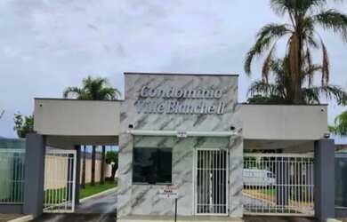 Imagem: O apartamento possui 3 Dormitórios, 2 Banheiros, 3 Vagas na