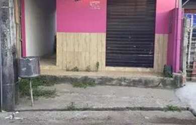 Imagem 1: Vendo casa/ponto comercial no Bairro da Paz, por motivos de viagem, bem...