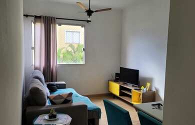 Imagem: O apartamento possui 3 Dormitórios, 1 Banheiro, 1 Vaga na garagem