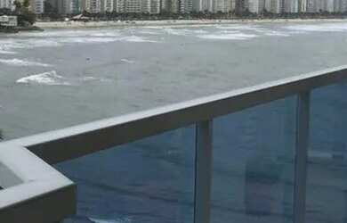 Imagem: O apartamento possui 3 Dormitórios, 2 Banheiros, 2 Vagas na