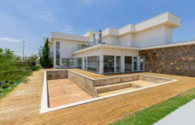 Imagem 1: Casa com 5 suítes, 657 m², à venda por R$ 2.750.000