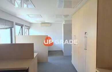 Imagem: O depósito possui 2 Vagas na garagem e 172m² de Área e está