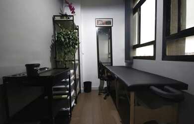 Imagem: O depósito à venda possui 30m² de Área e está localizado