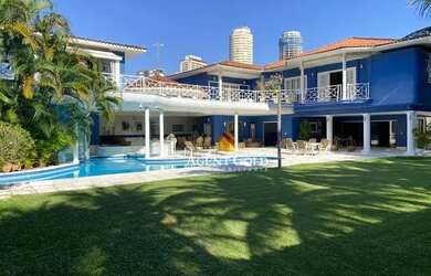 Imagem: A casa em condomínio possui 5 Dormitórios, 3 Banheiros, 5