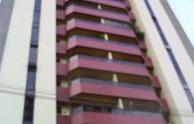 Imagem: O apartamento possui 3 Dormitórios, 4 Banheiros, 2 Vagas na