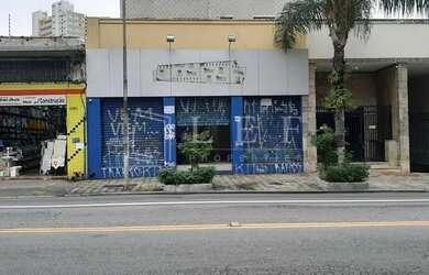 Imagem: O depósito possui 1 Vaga na garagem, 285m² de Área e está