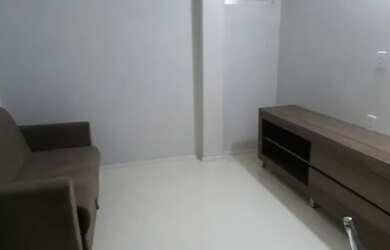 Imagem: O apartamento possui 1 Dormitório, 1 Banheiro, 1 Vaga na garagem