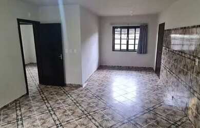 Imagem: A casa à venda possui 2 Dormitórios, 1 Banheiro e 78m² de