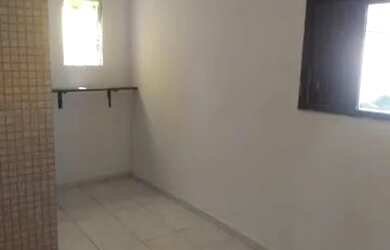 Imagem 4: Alugo casa 1°andar bem organizada, jardim lola/IGAPÓ