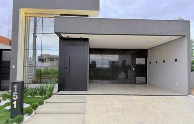 Imagem: A casa em condomínio possui 3 Dormitórios, 2 Banheiros, 3