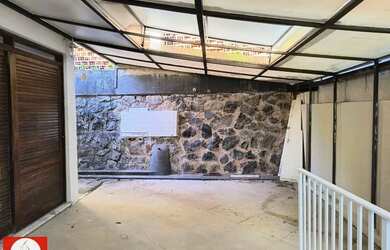 Imagem 16: Casa Comercial para Locação em Salvador, Caminho das Árvores, 10 dormitórios, 3 banheiros