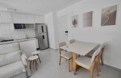 Imagem: O apartamento possui 2 Dormitórios, 2 Banheiros, 1 Vaga na