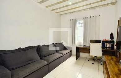 Imagem 5: Casa à Venda - Centro, 8 Quartos, 89 m2