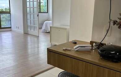 Imagem 7: LINDO APARTAMENTO EM CONDOMINIO EM FRENTE A PRAIA- QUARTO COM CLOSET E SALA COM COZINHA AM