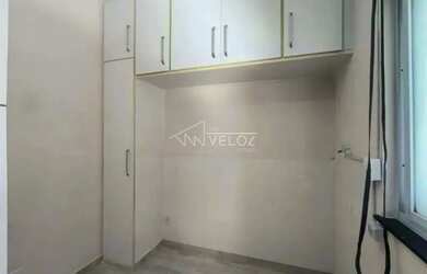 Imagem: A kitnet possui 1 Banheiro, 21m² de Área e está localizado