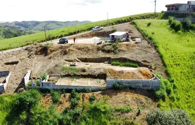 Imagem: O terreno possui 3000m² de Área e está localizado em Jardim