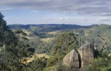 Imagem: O terreno possui 1000m² de Área e está localizado em Centro