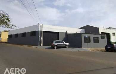 Imagem: O depósito possui 700m² de Área e está localizado em Vila