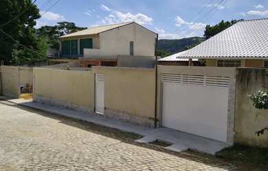 Imagem: O terreno possui 160m² de Área e está localizado em Campo