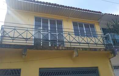 Imagem: A casa possui 2 Dormitórios, 1 Banheiro e está localizado