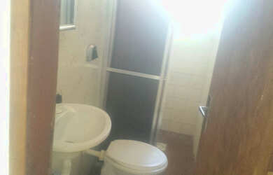 Imagem: A casa para alugar possui 3 Dormitórios, 1 Banheiro e 120m²