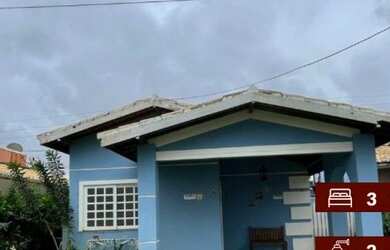 Imagem: A casa em condomínio possui 3 Dormitórios, 2 Banheiros, 1