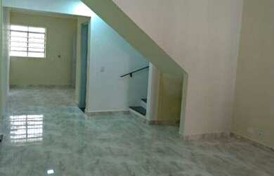 Imagem: A casa possui 2 Dormitórios, 3 Banheiros, 2 Vagas na garagem