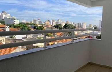 Imagem: O apartamento possui 3 Dormitórios, 1 Banheiro, 2 Vagas na