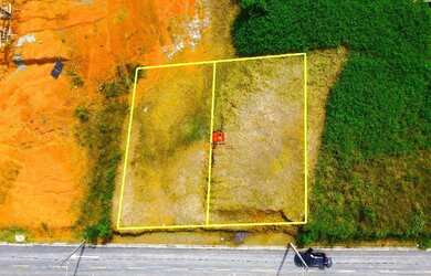 Imagem: O terreno possui 500m² de Área e está localizado em Ponta